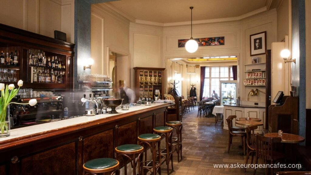 Cafe Einstein Stammhaus